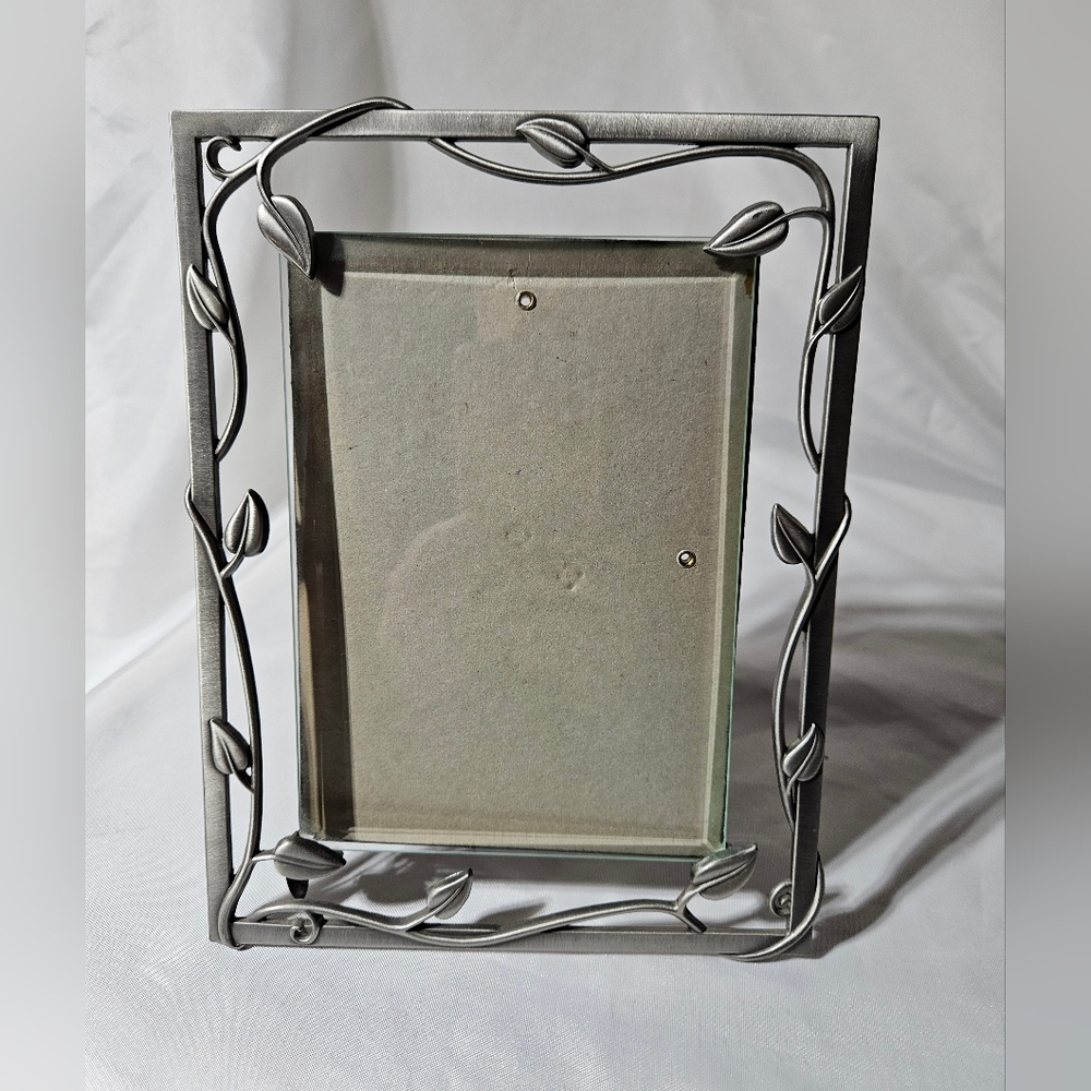 Vintage Elsa L. Inc. 1999 5 X 7 Ornate Silver Tone Satin Pewter